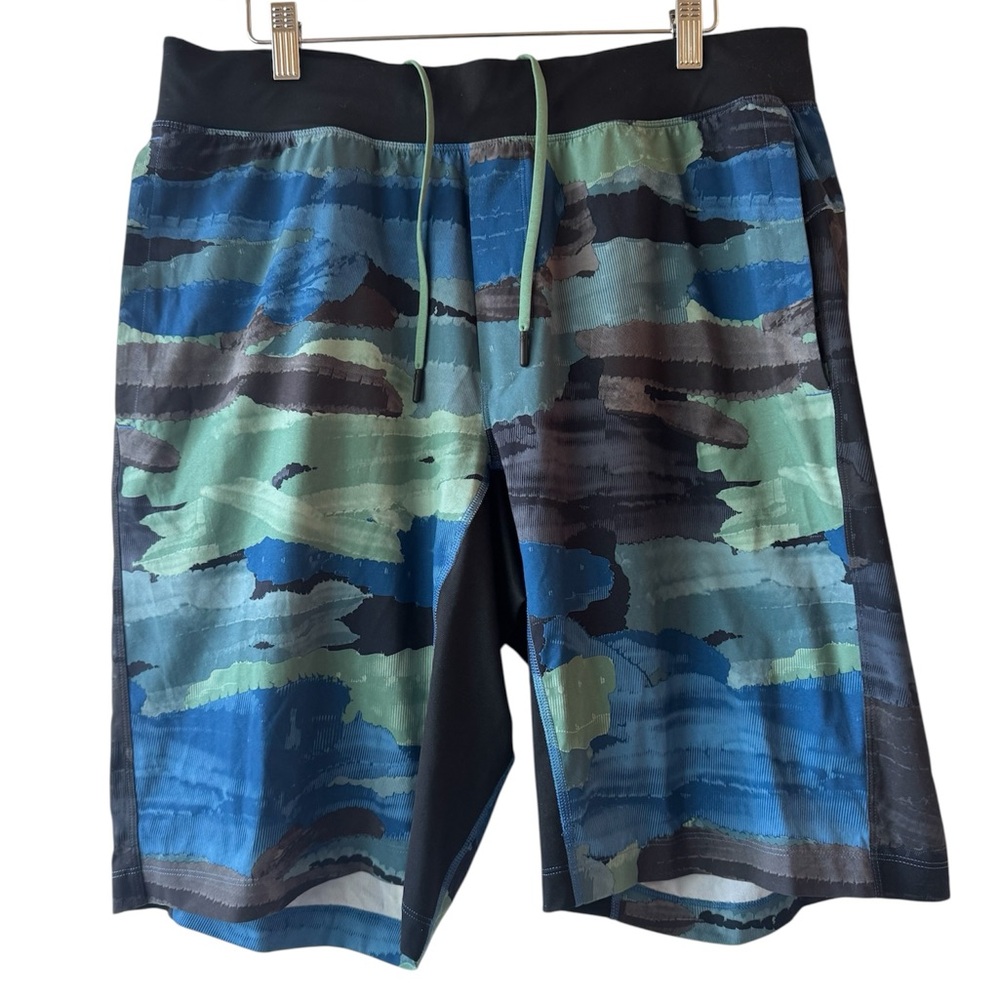 Lululemon Men’s XL Core Shorts Cactus Camo Desert Teal Vintage Green 11” Shorts